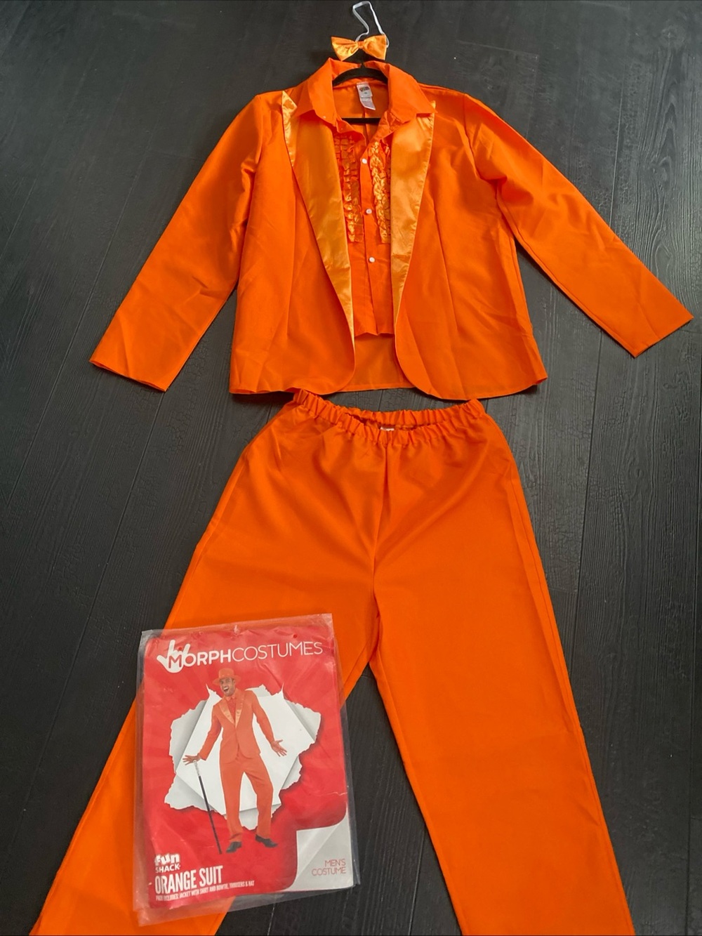 Men`s Orange Tuxedo Suit Medium Costume 90s Dumb & Dumber Lloyd Halloween